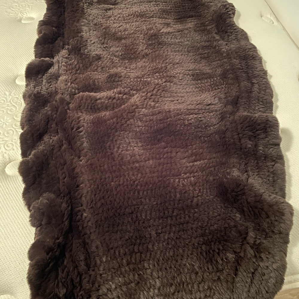 Rex Rabbit Fur Shawl - Picture 3 of 3